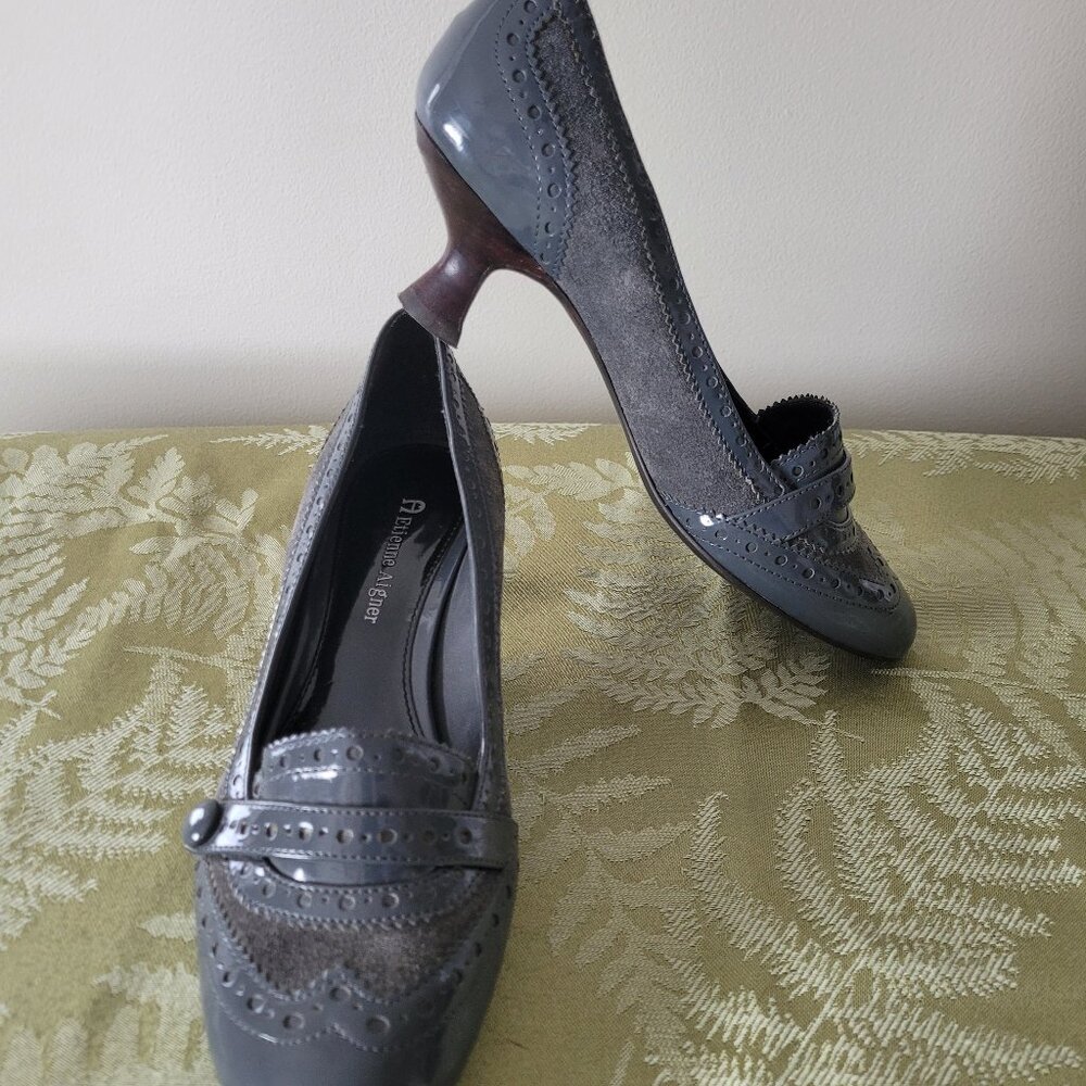 Etienne Aigner Pumps
